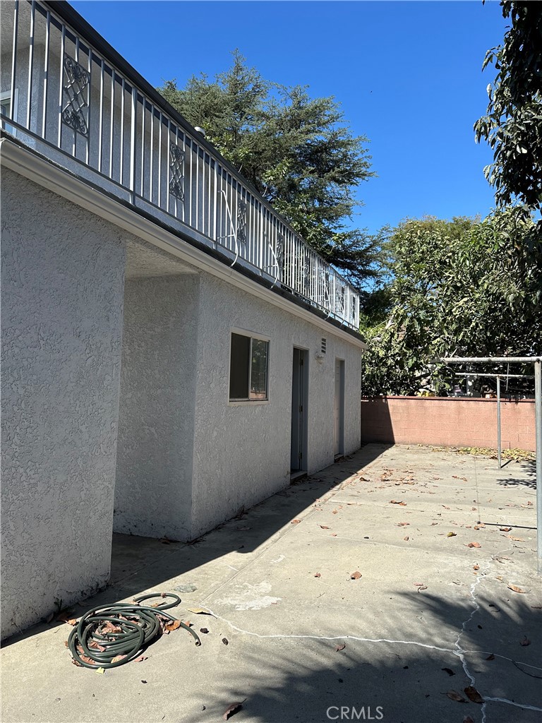 9711 Laurel Property Photo 5