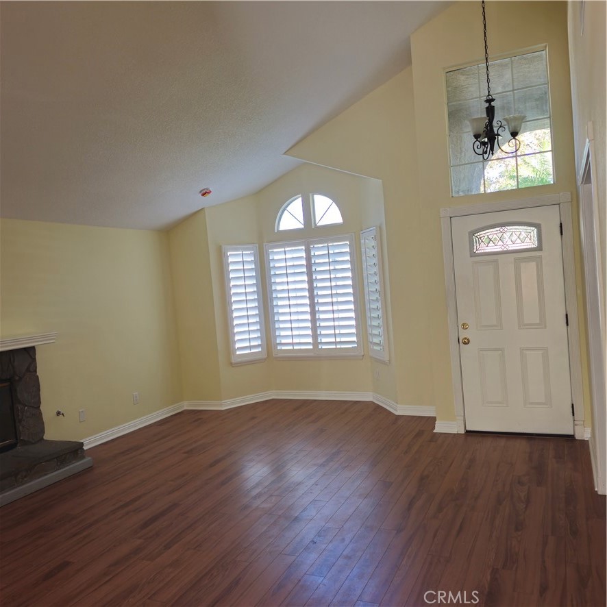 1211 Suncrest Property Photo 3
