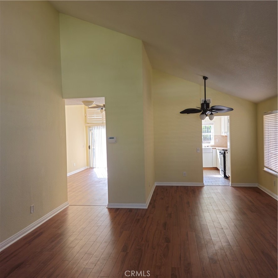 1211 Suncrest Property Photo 6