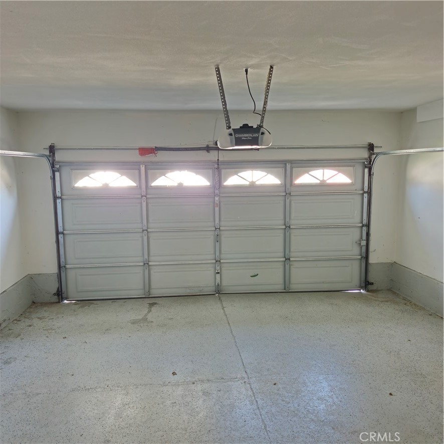 1211 Suncrest Property Photo 12