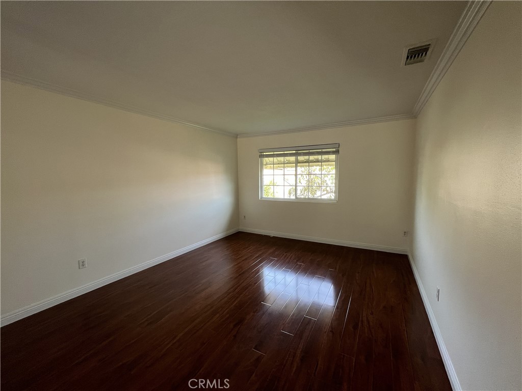 19104 Stefani Property Photo 11