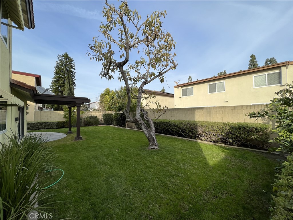 19104 Stefani Property Photo 16