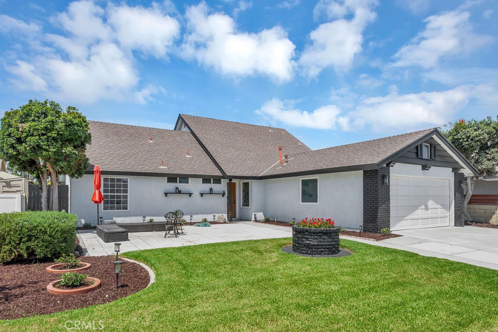 9317 Christopher Property Photo