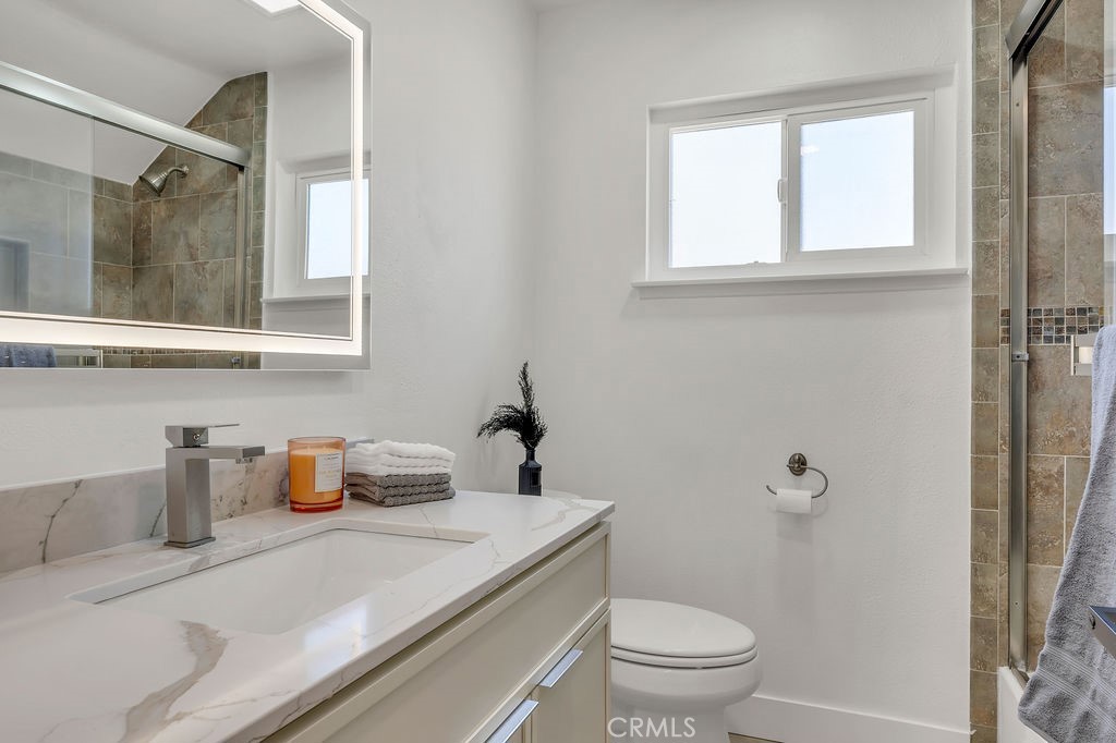 9317 Christopher Property Photo 33