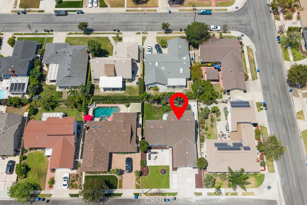 9317 Christopher Property Photo 44