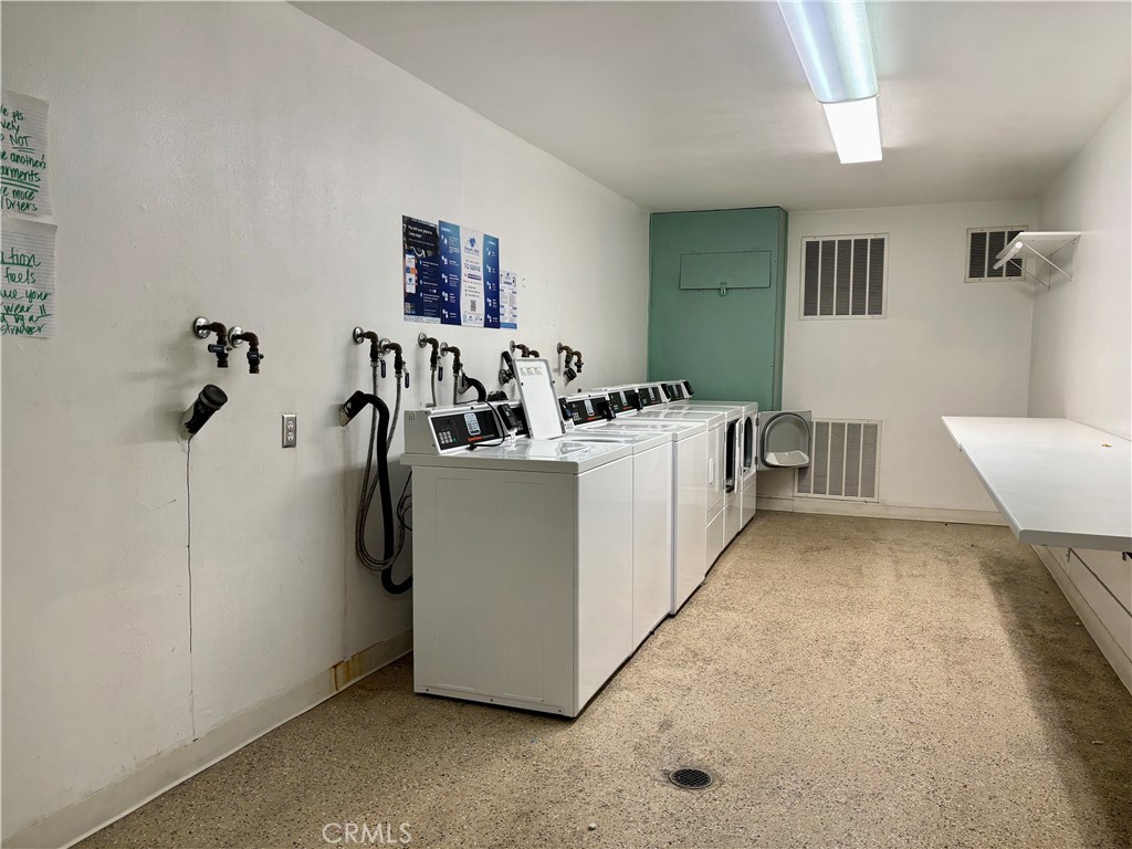 5585 E Pacific Coast Highway Unit 261 Property Photo 7
