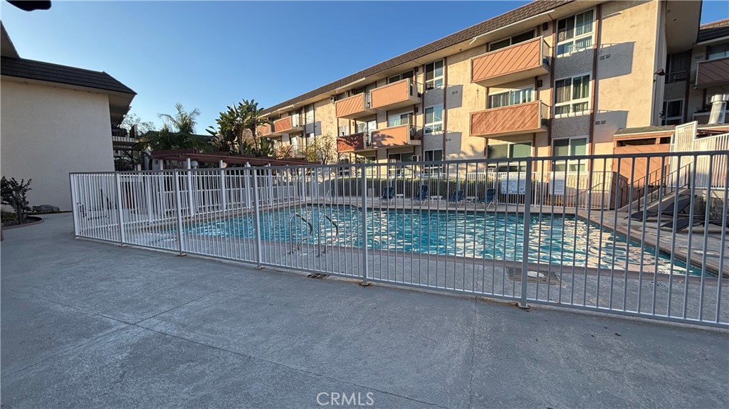 5585 E Pacific Coast Highway Unit 261 Property Photo 14