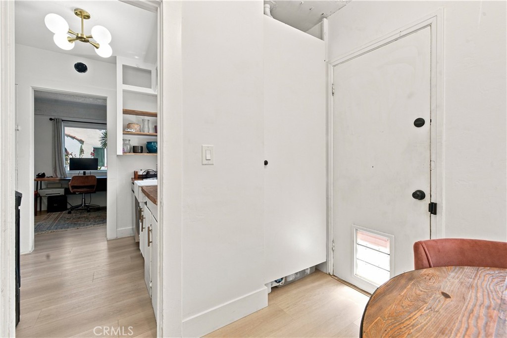 2245 Pine Avenue Property Photo 28