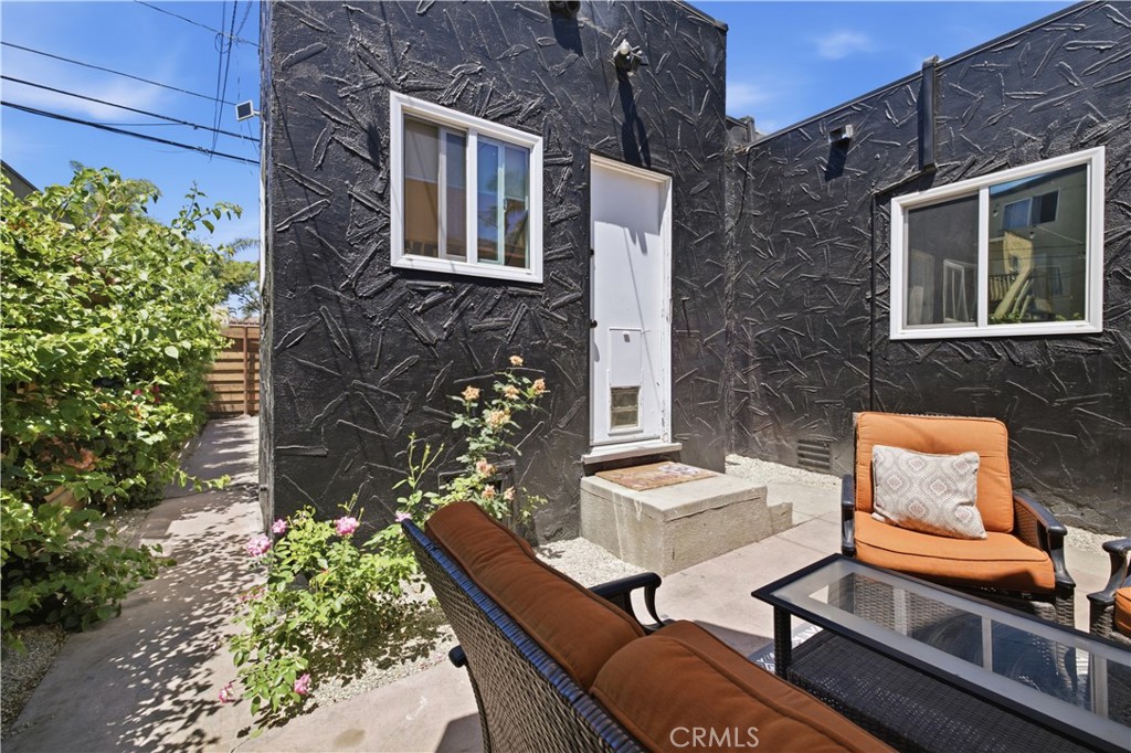 2245 Pine Avenue Property Photo 29