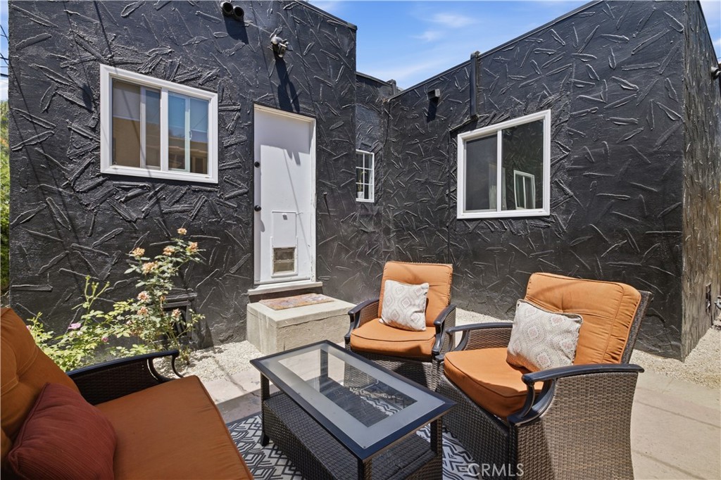 2245 Pine Avenue Property Photo 30