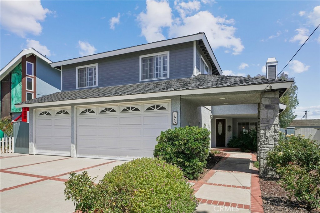 1643 10th Property Photo 1