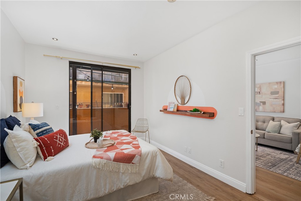 828 N Hudson 106 Property Photo 16