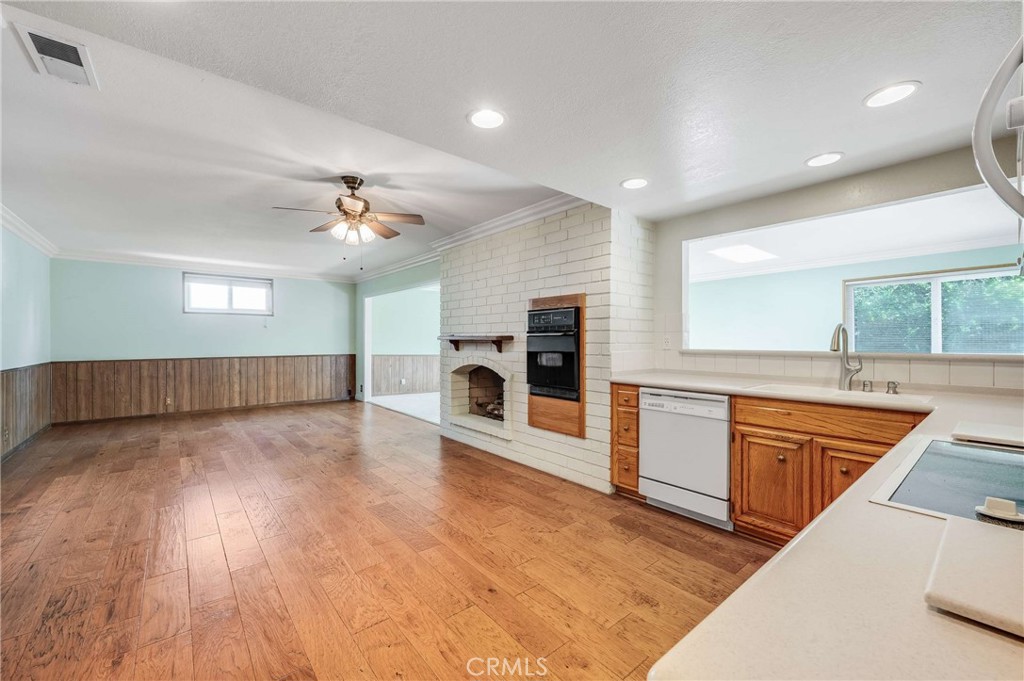 17024 Leal Property Photo 11