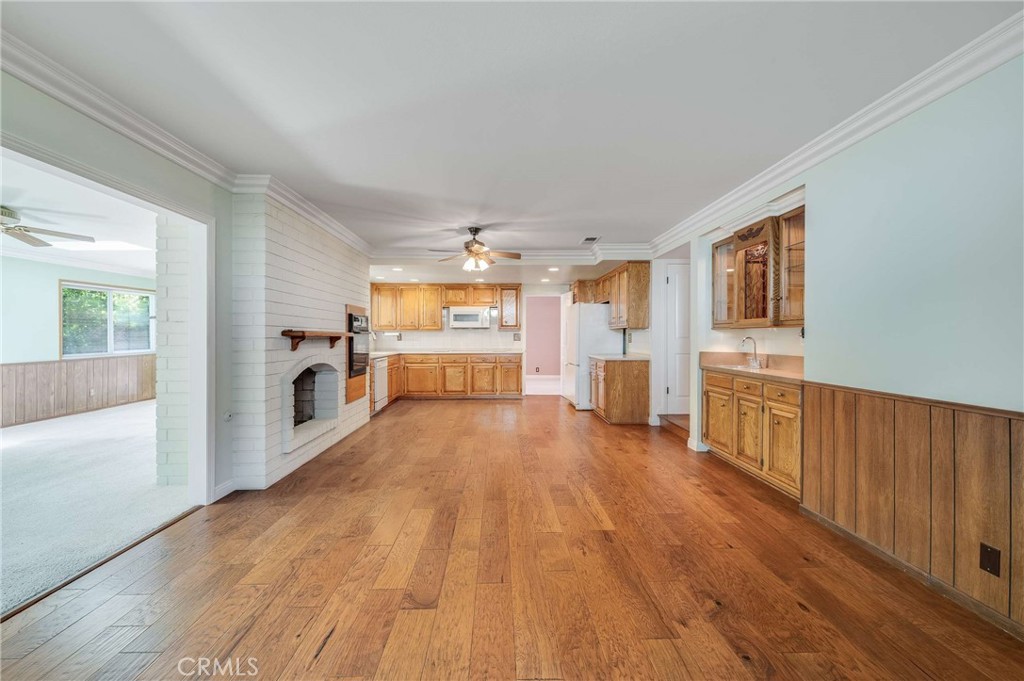 17024 Leal Property Photo 15