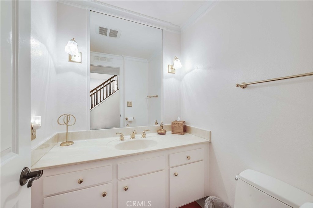 17024 Leal Property Photo 20