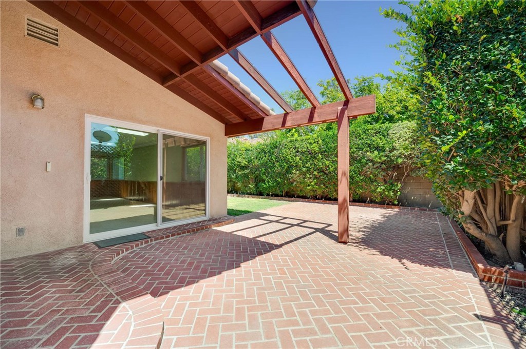 17024 Leal Property Photo 36