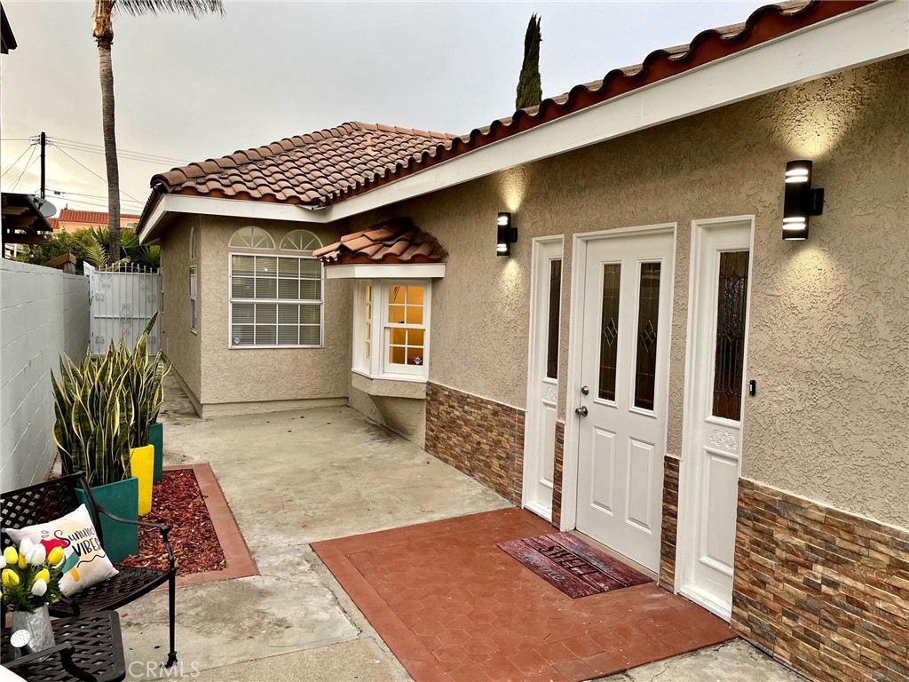 17912 Gridley Road Property Photo 1