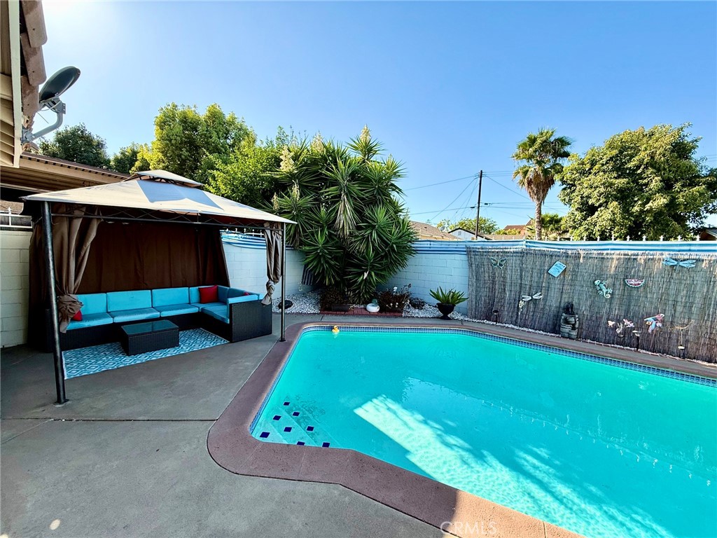 17912 Gridley Road Property Photo 34