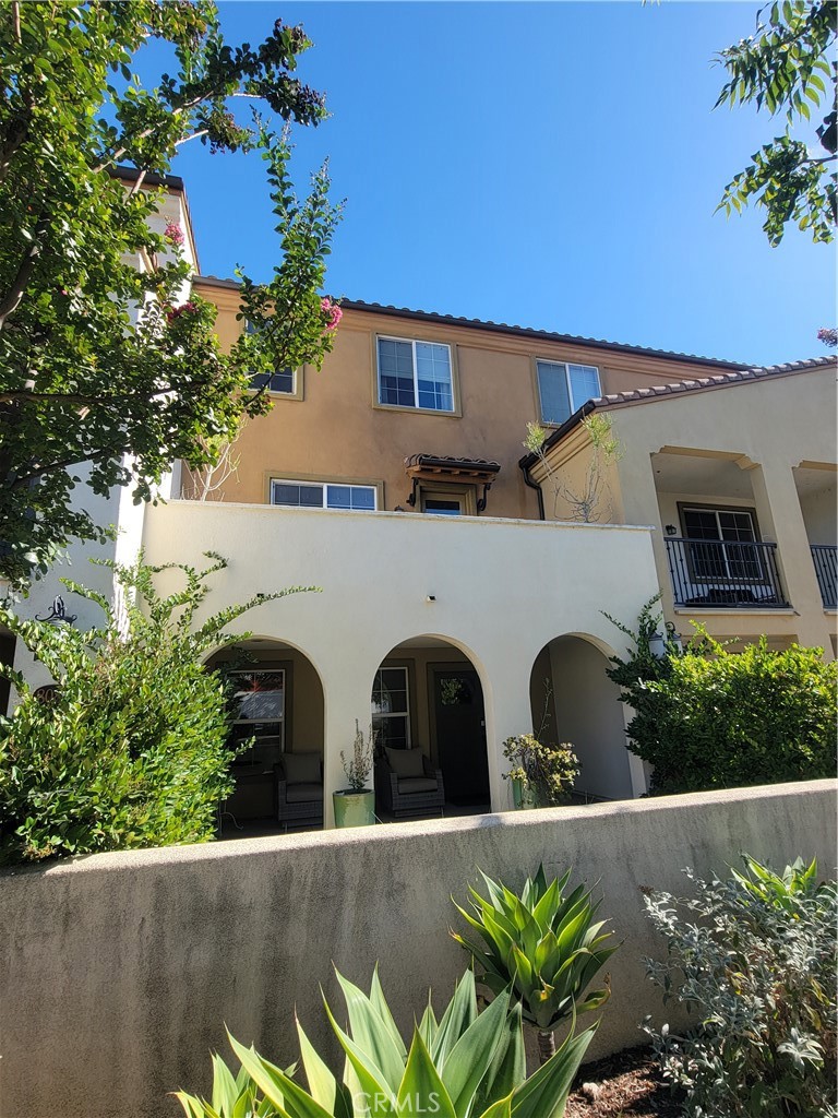 808 Santa Fe Avenue C Property Photo 4