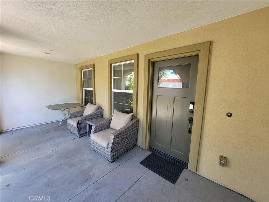808 Santa Fe Avenue C Property Photo 6