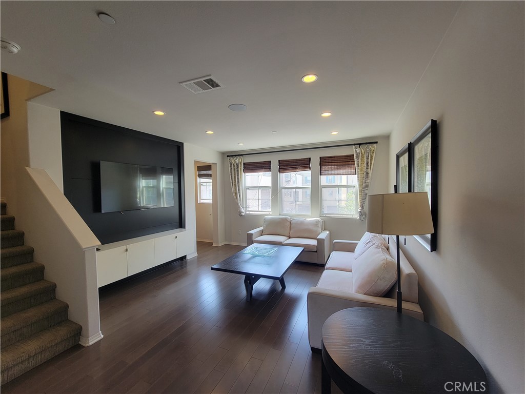 808 Santa Fe Avenue C Property Photo 13
