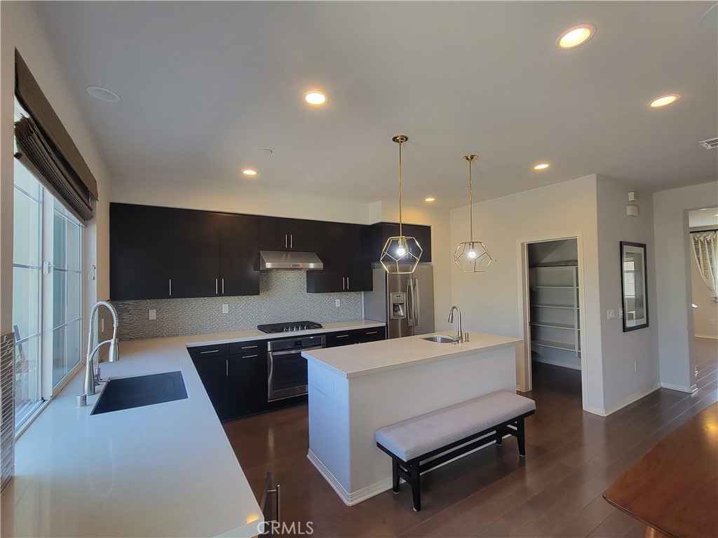 808 Santa Fe Avenue C Property Photo 22