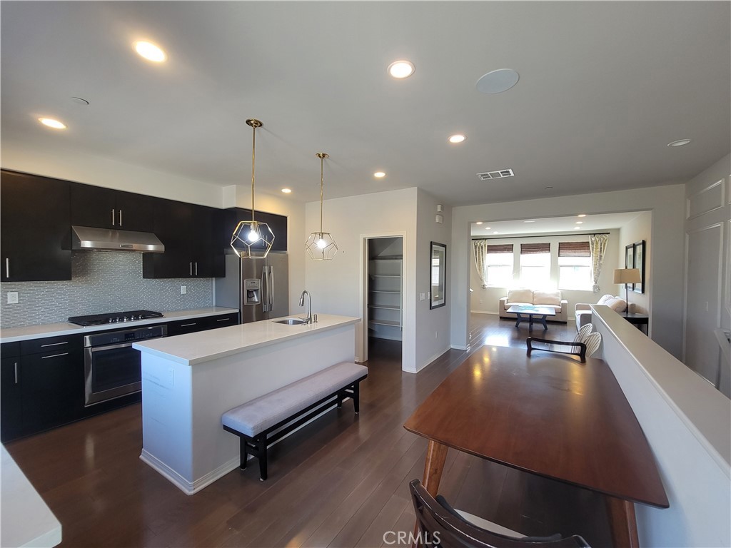 808 Santa Fe Avenue C Property Photo 25
