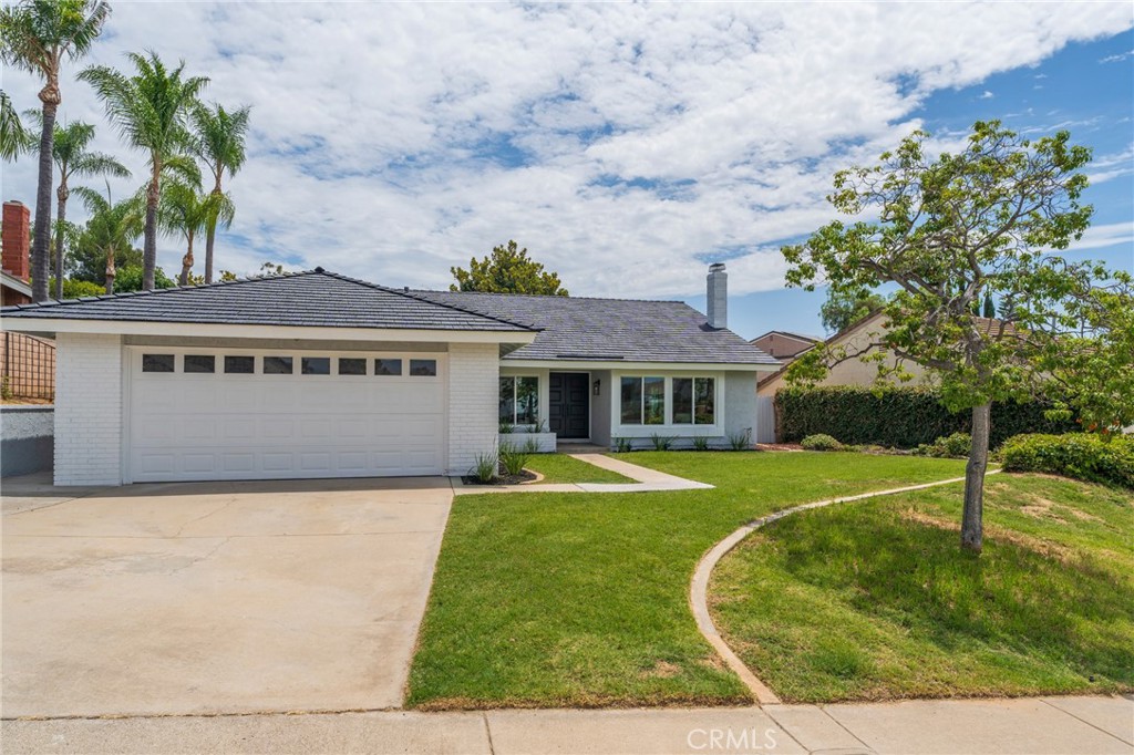 1182 Sunnyhills Property Photo