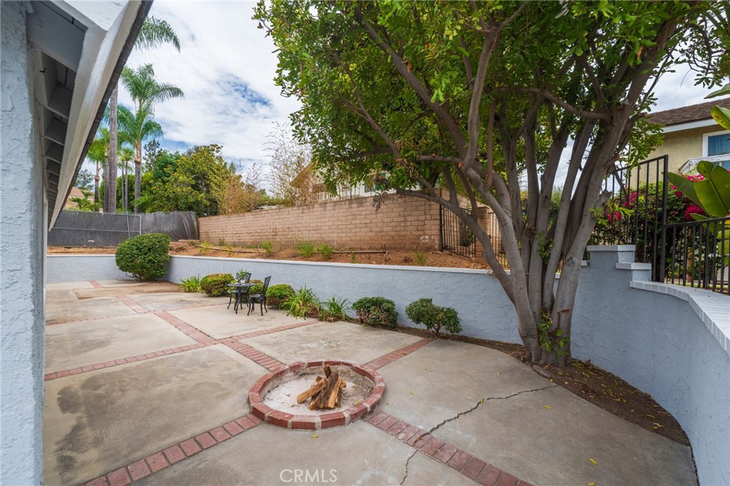 1182 Sunnyhills Property Photo 19