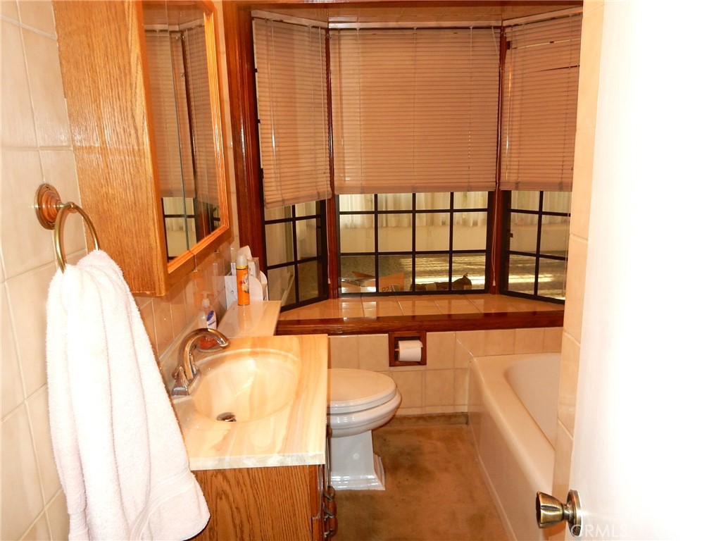 8157 Calendula Drive Property Photo 7