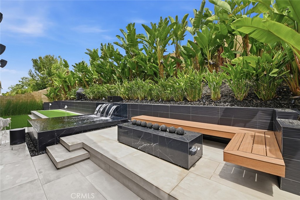 102 Balance Property Photo 8