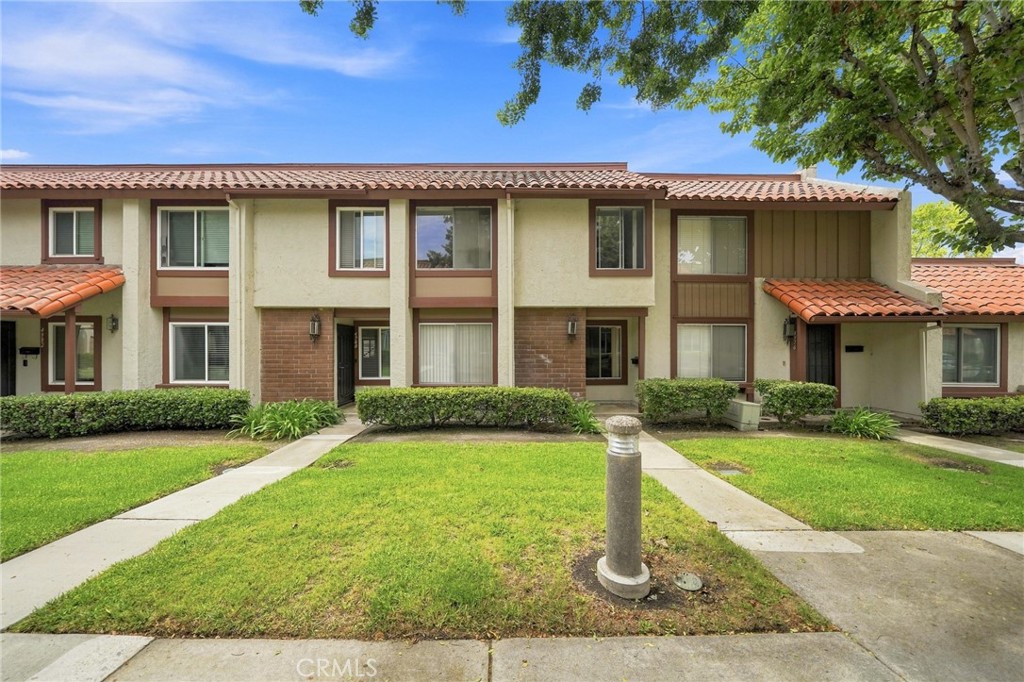 4978 Avila Way Property Photo 1