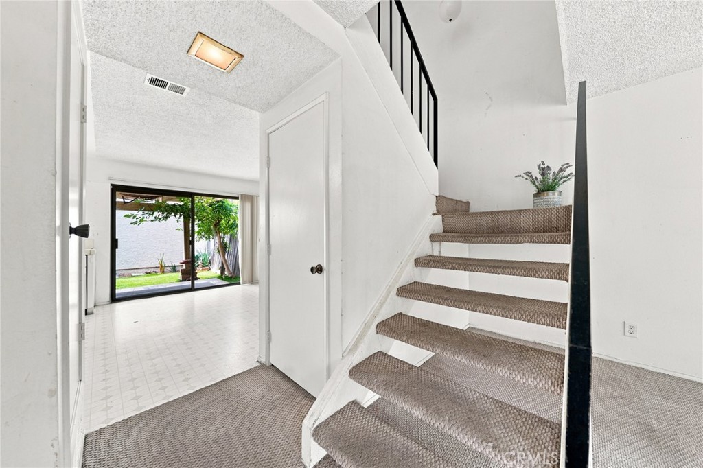 4978 Avila Way Property Photo 13