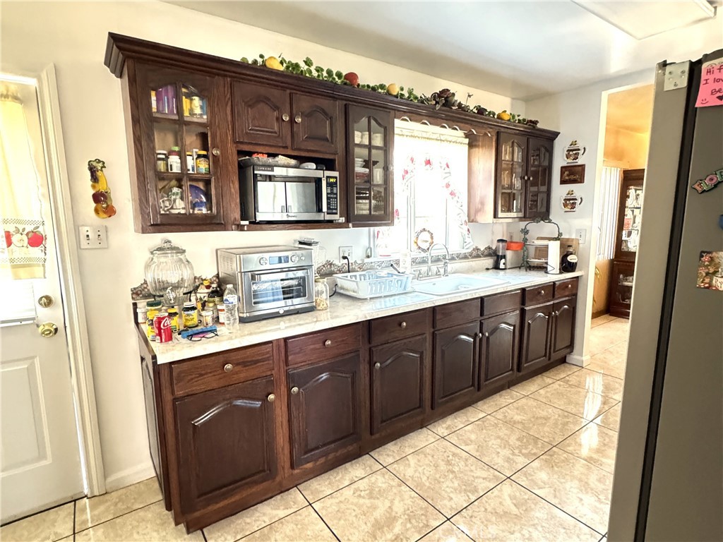 3425 Walnut Property Photo 11