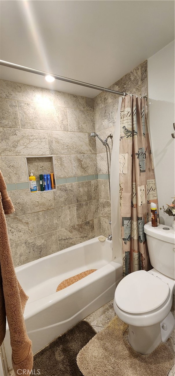 2243 Casitas Property Photo 6