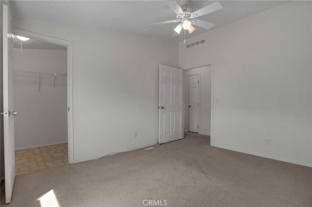 1001 W Lambert 219 Property Photo 23