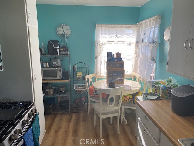 1203 S Castlegate Avenue Property Photo 8