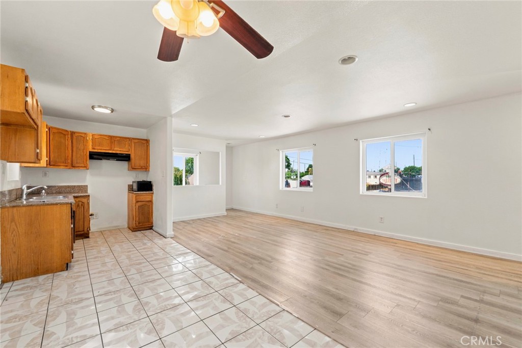9212 Avalon Property Photo 5