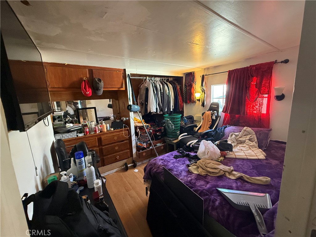 1424 135th Property Photo 6