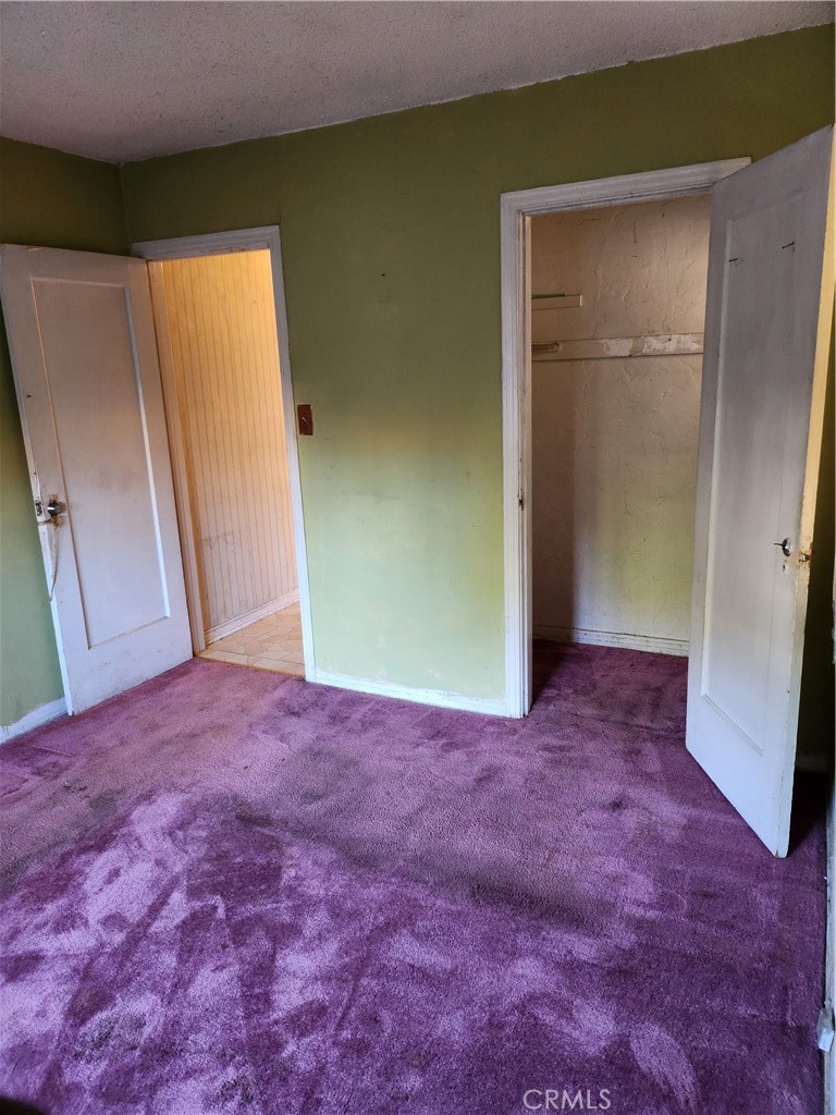 6812 S Van Ness Property Photo 21