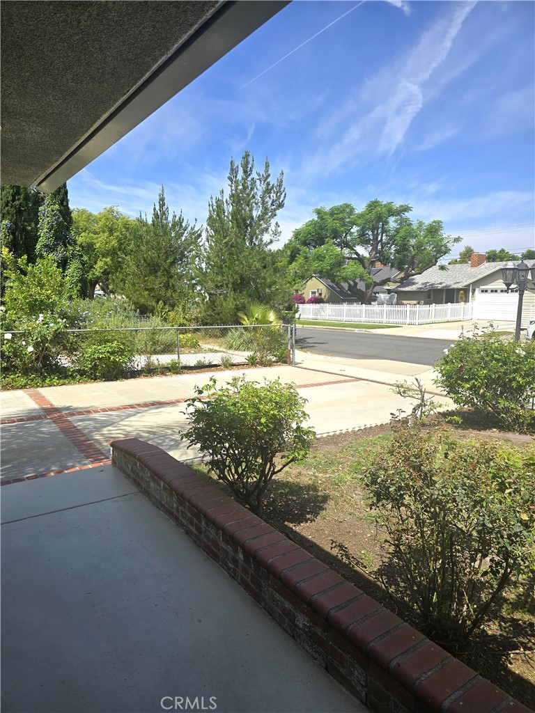 17500 Arminta Property Photo 4