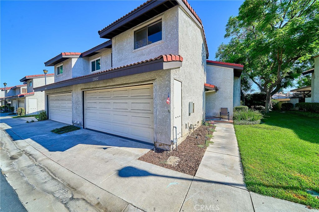 11832 Los Alisos Circle Property Photo 1