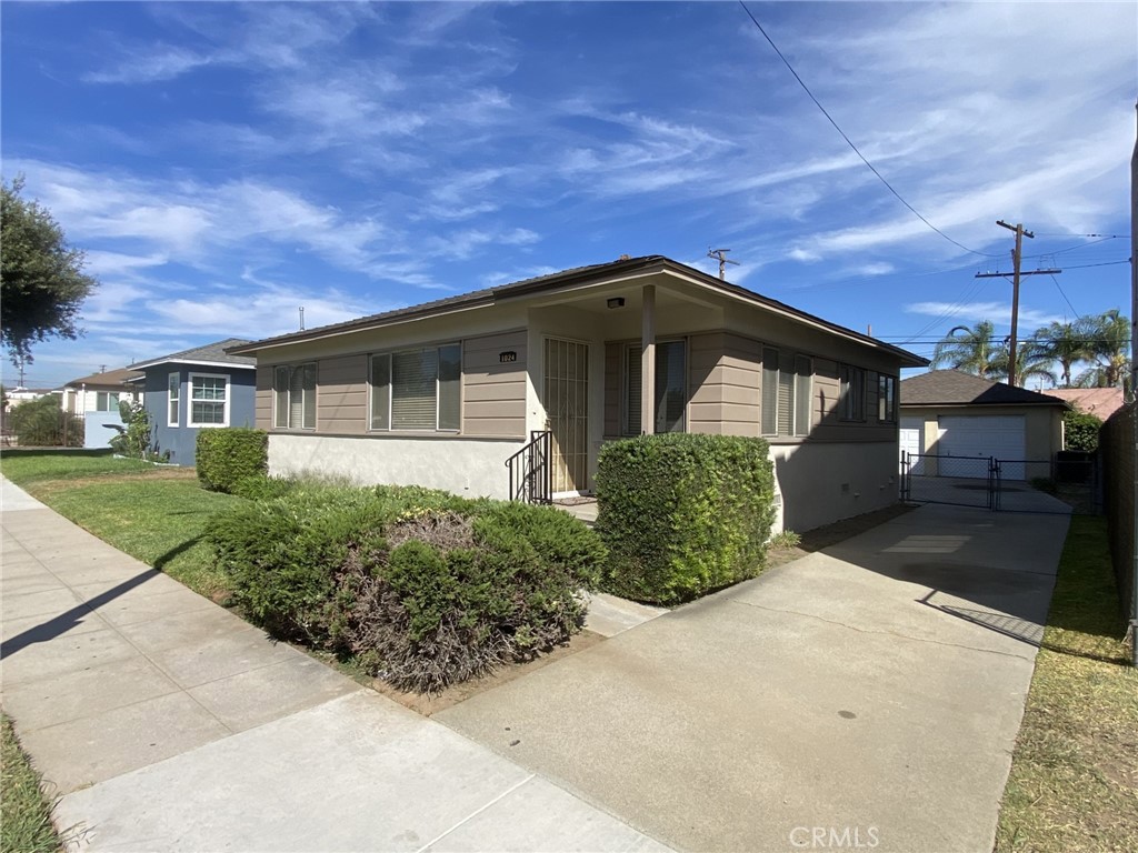 1024 Leonard Avenue Property Photo 25