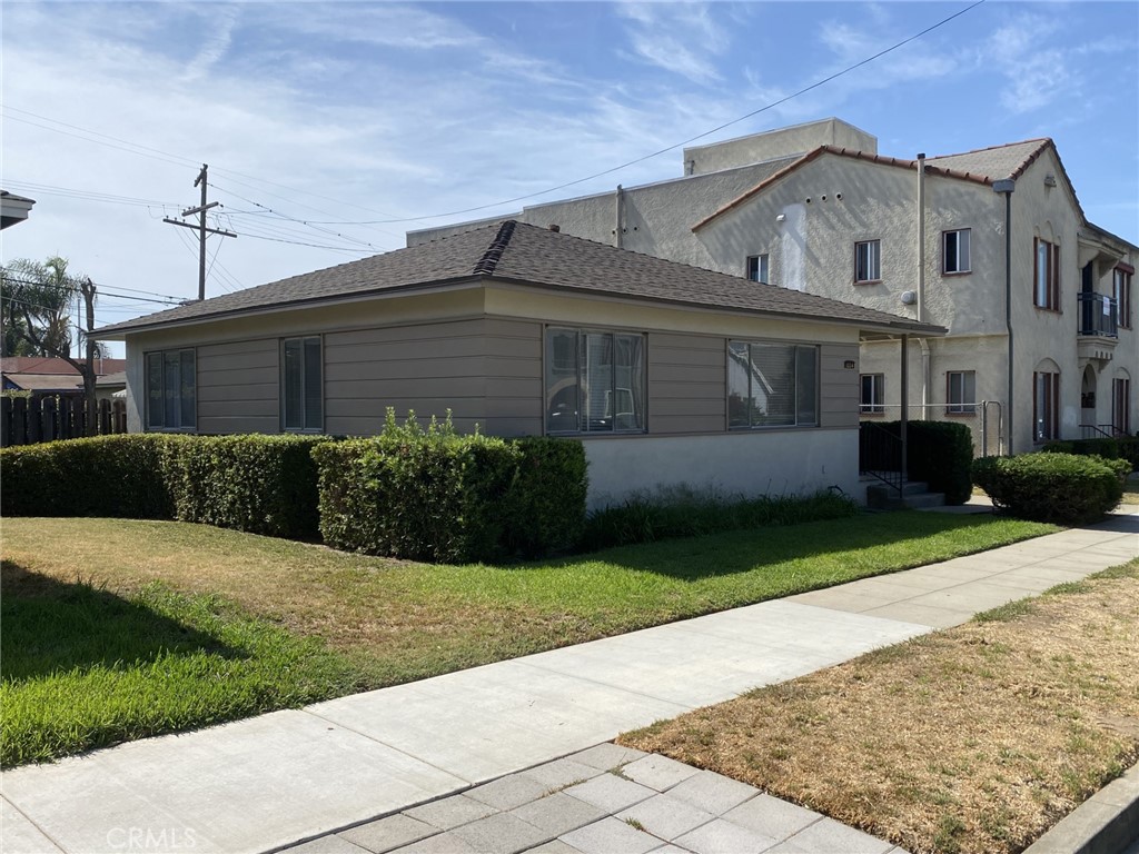 1024 Leonard Avenue Property Photo 26
