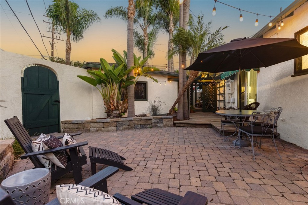 5796 Campo Walk Property Photo 36