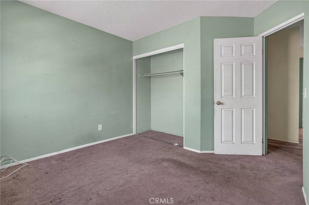 1918 W Quartermaster Property Photo 31