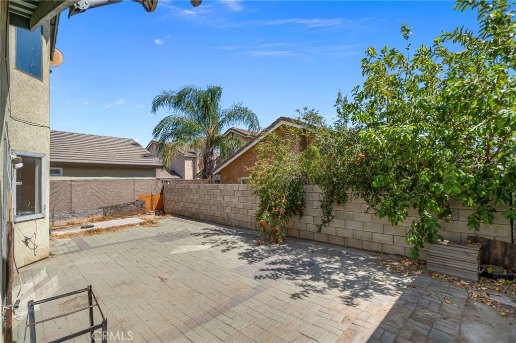 1918 W Quartermaster Property Photo 32