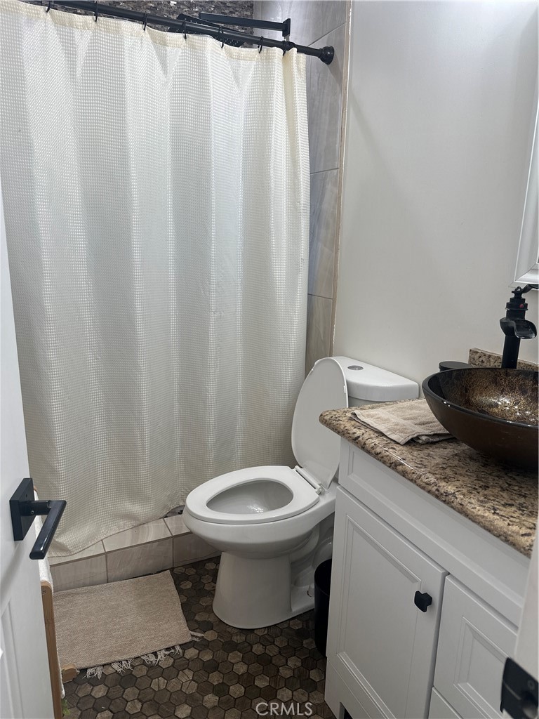 940 Park Avenue Property Photo 15