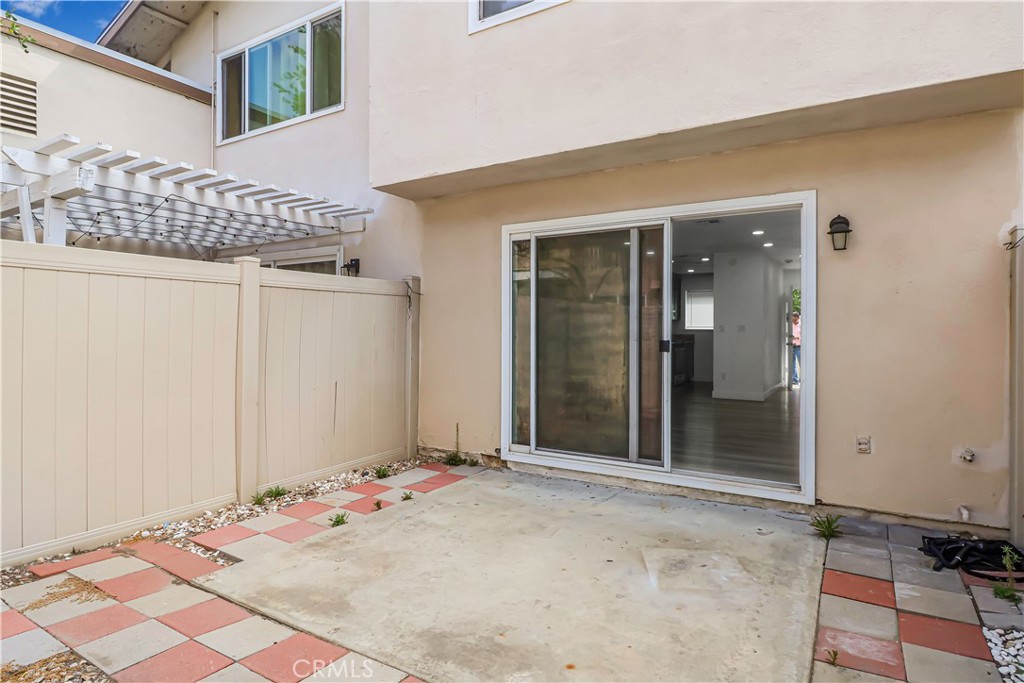 13440 1/2 Village Drive Property Photo 11