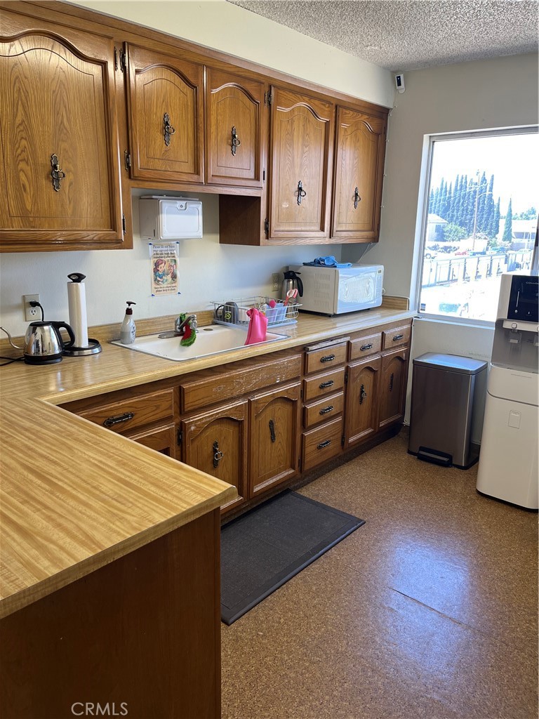 17306 Roseton Property Photo 12